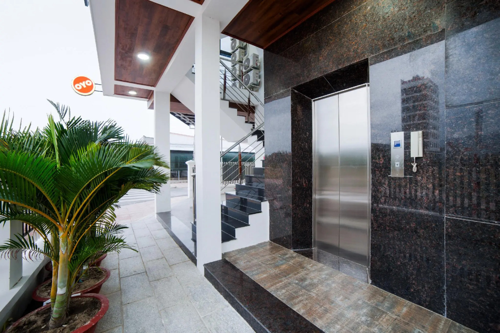 Hoang Sa Bai Dai Hotel 02