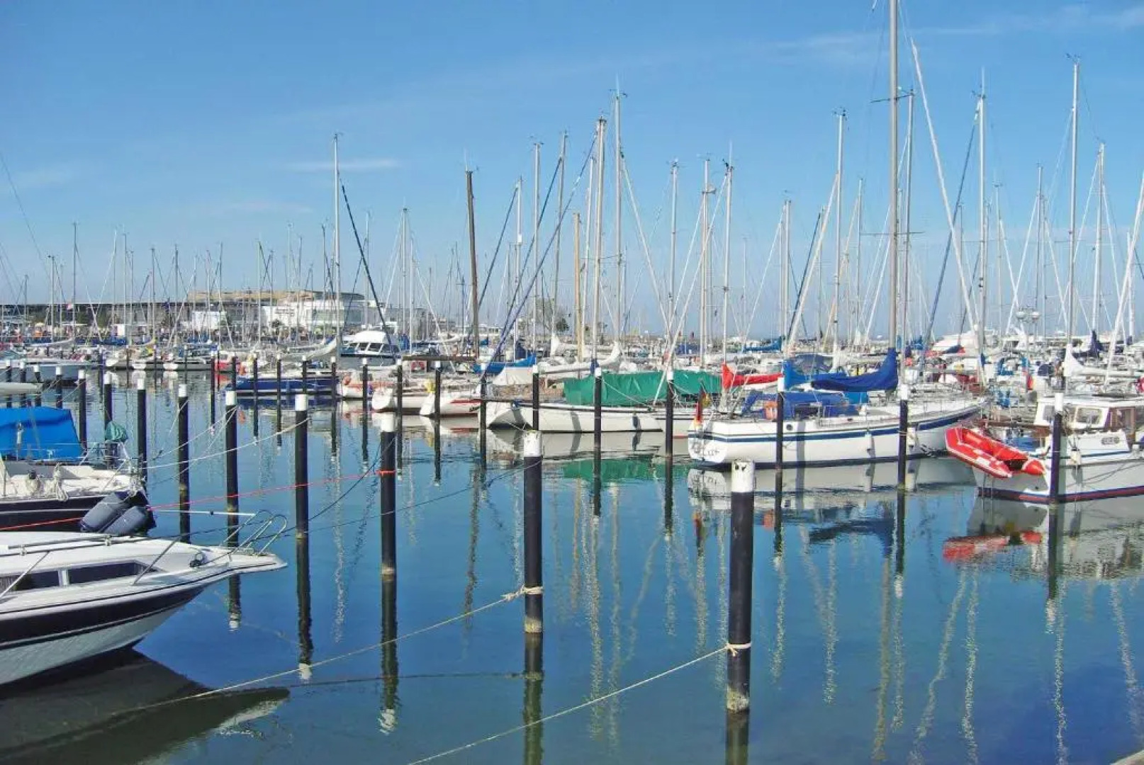 Zeltdachhaus mit W_LAN _ 2 x TV