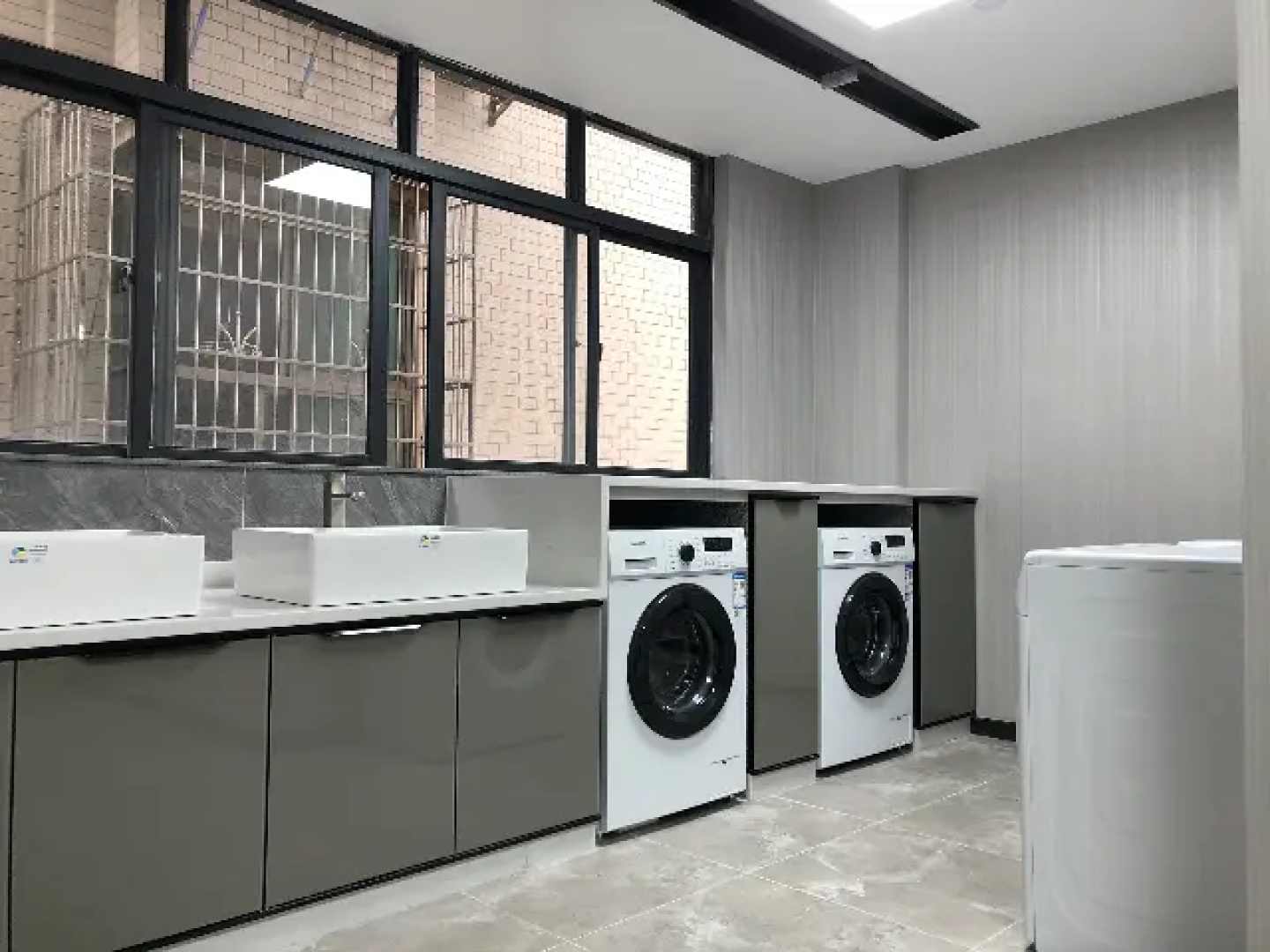 Echarm Hotel Wuzhou Canghai Lake