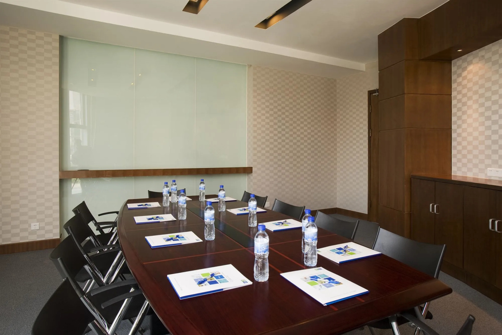 Holiday Inn Express Shanghai Jinqiao Central by IHG