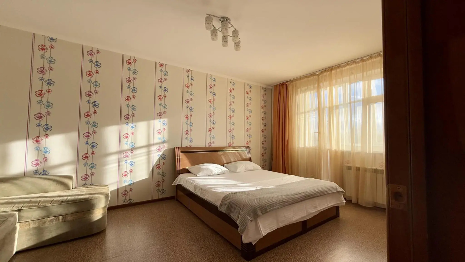 ИнСити на улице 60 лет Октября, 4