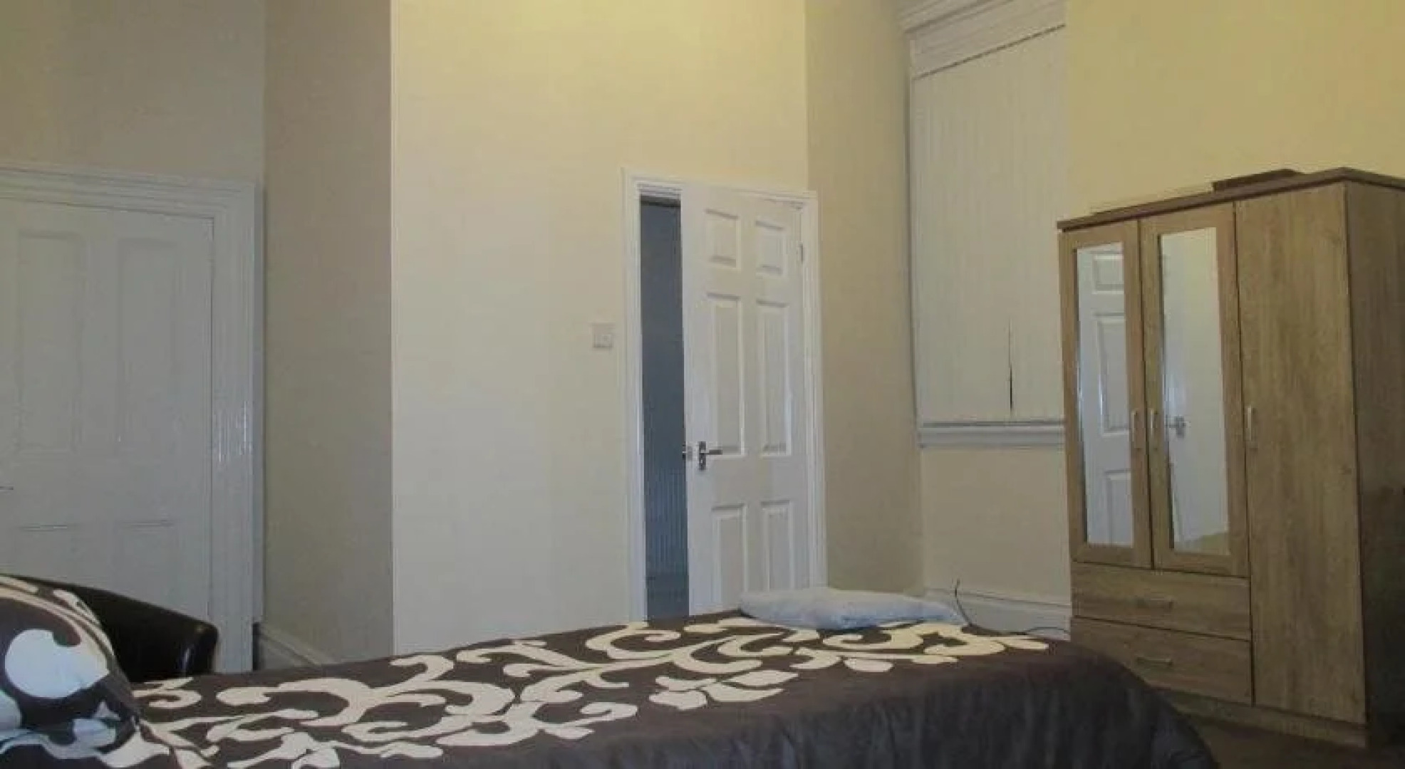 The Crescent Accommodation