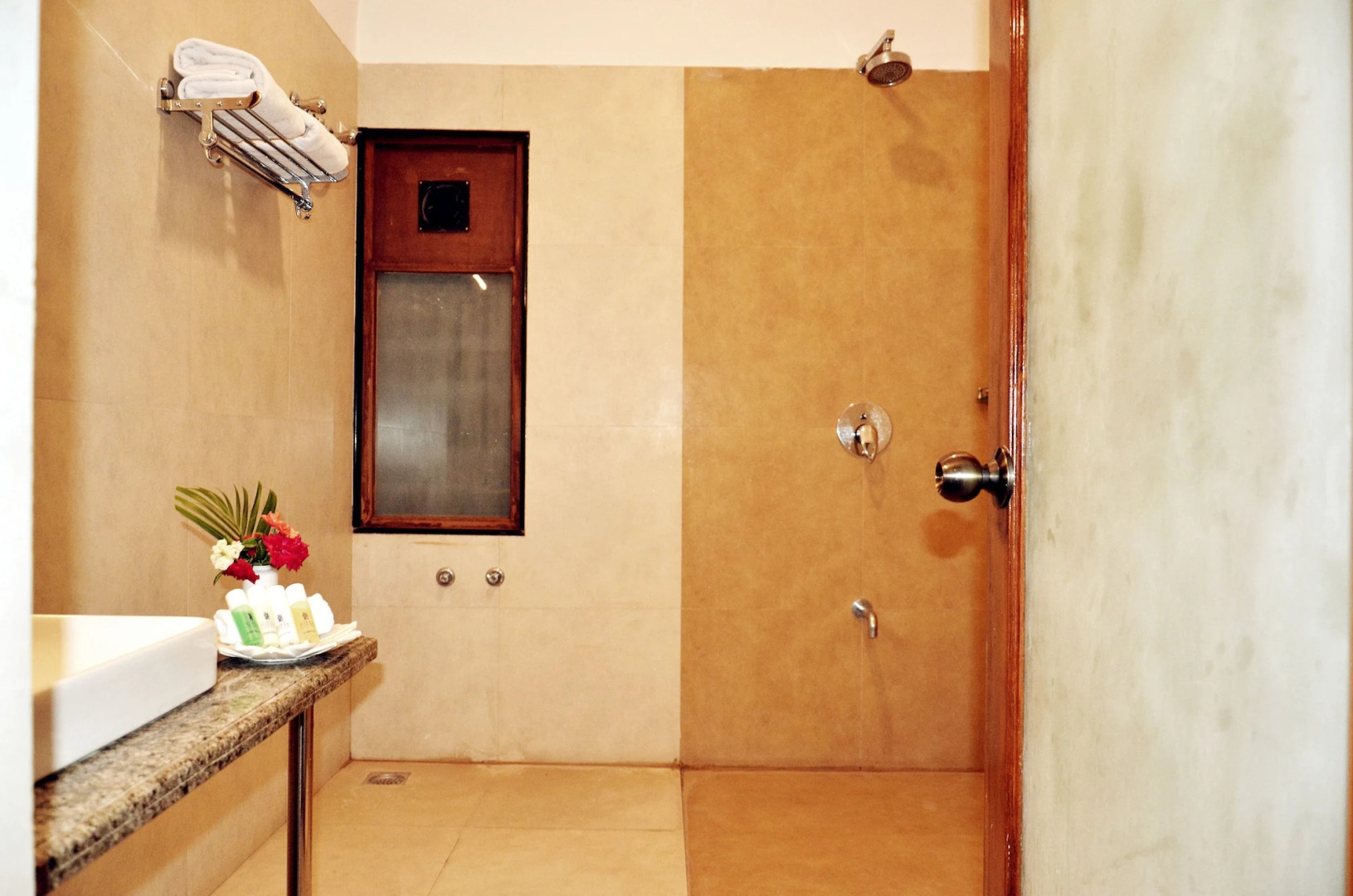 juSTa Brij Bhoomi Nathdwara