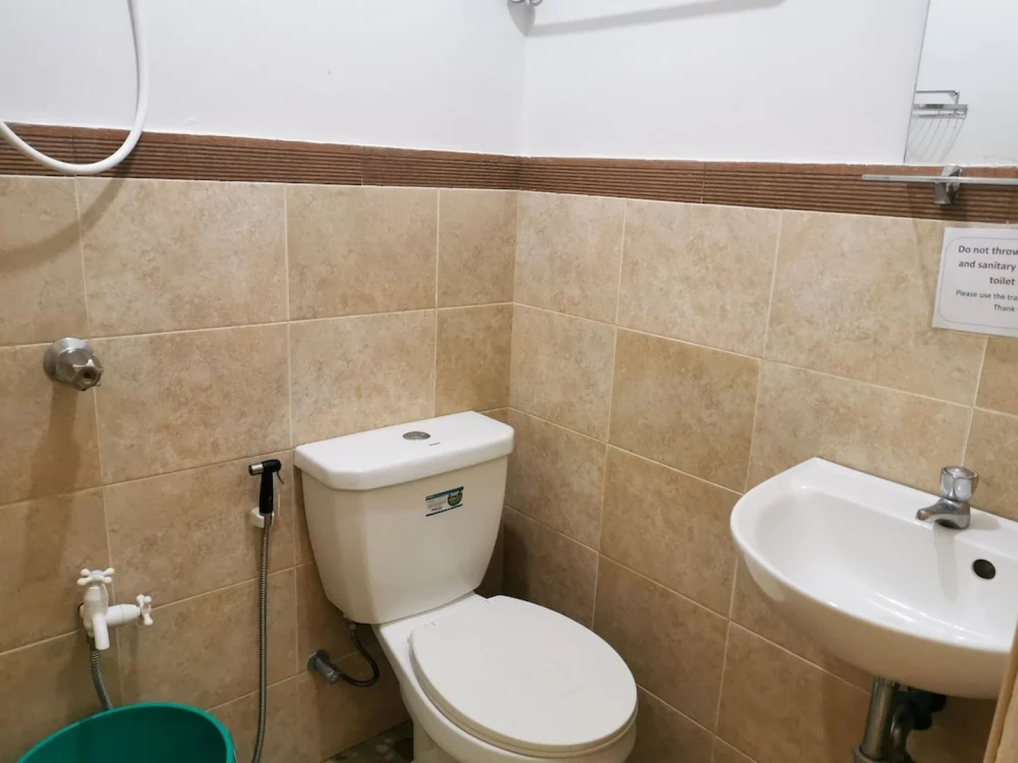 Pacific Waves Inn Annex