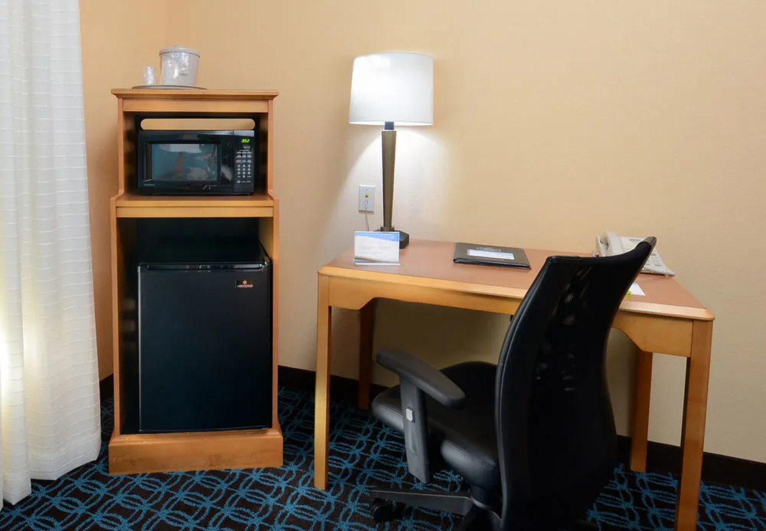 Fairfield Inn & Suites Roanoke North
