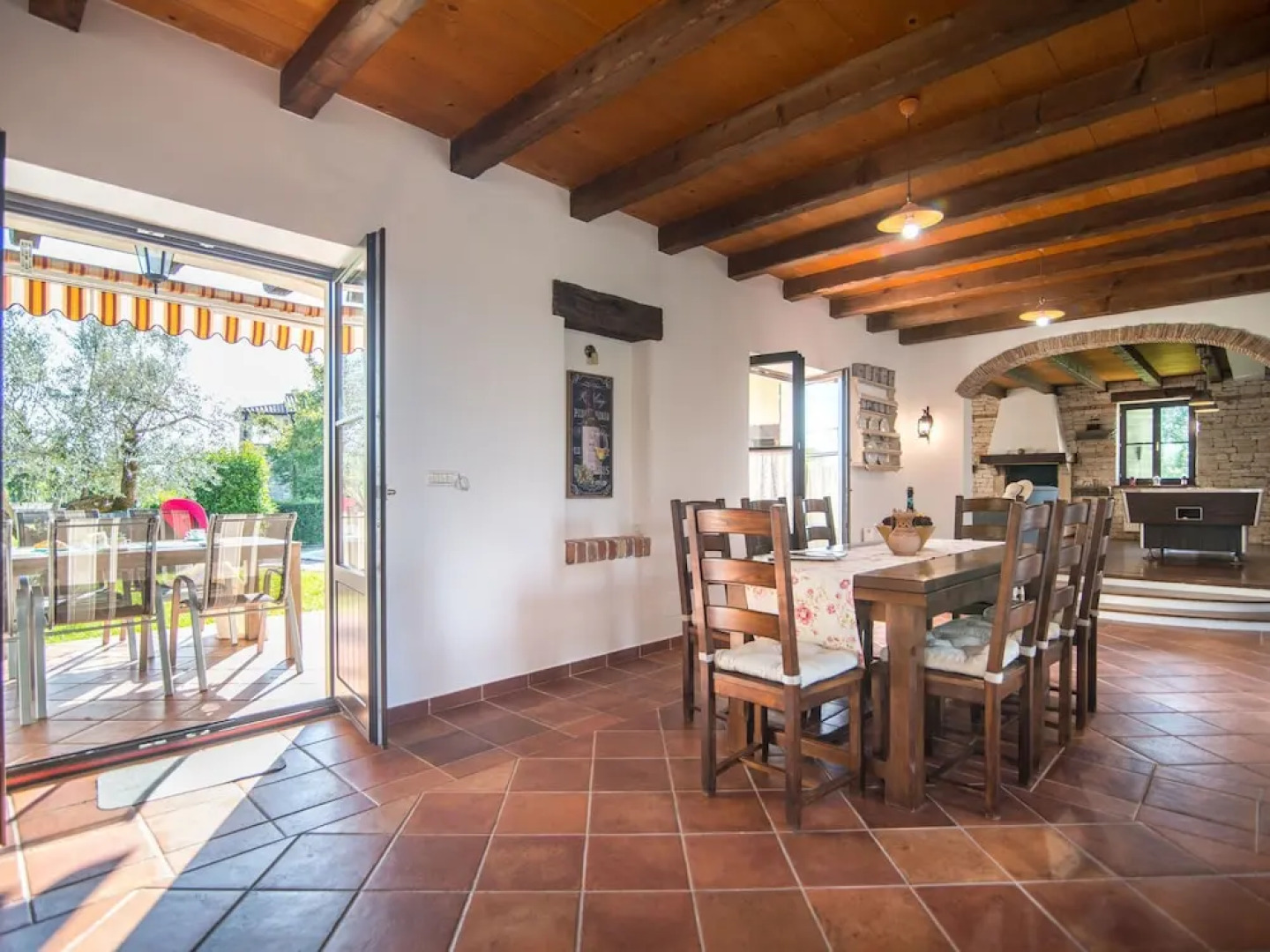 Expansive Villa in Sveti Lovrec With Swimming Pool