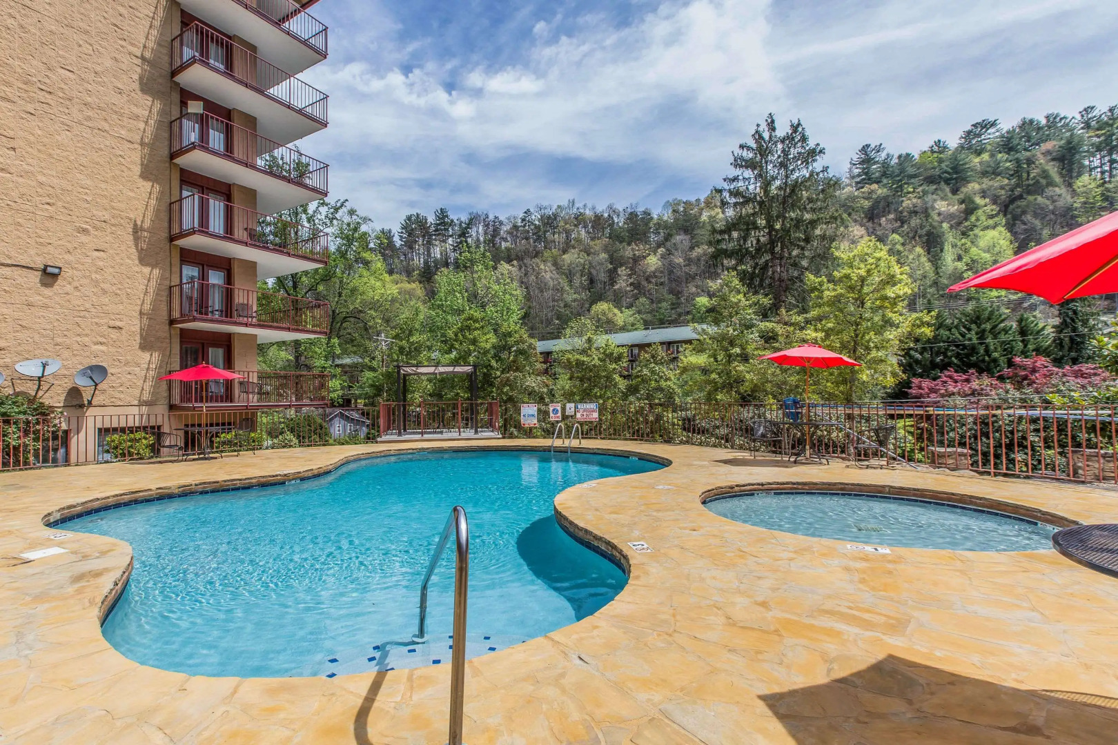 Quality Inn & Suites Gatlinburg North