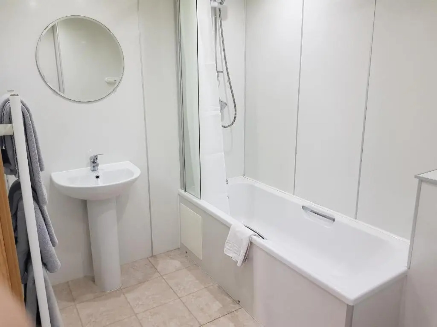 Apartment 2, Quay Head View