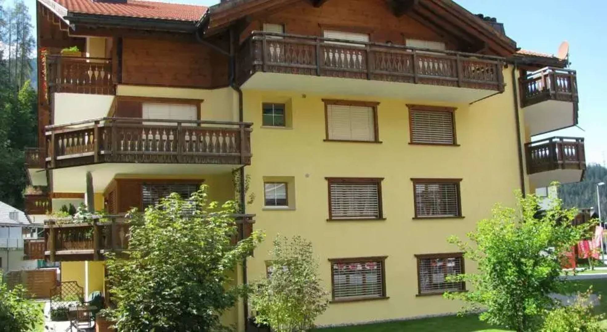 Haus Rätia, Klosters Platz