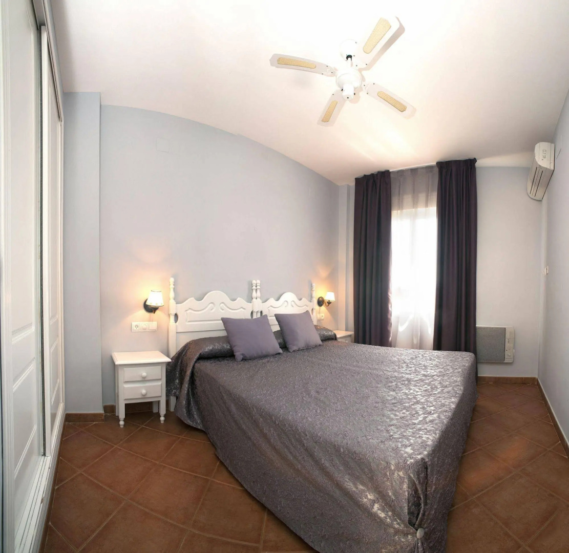 Leo Isla Canela Selection