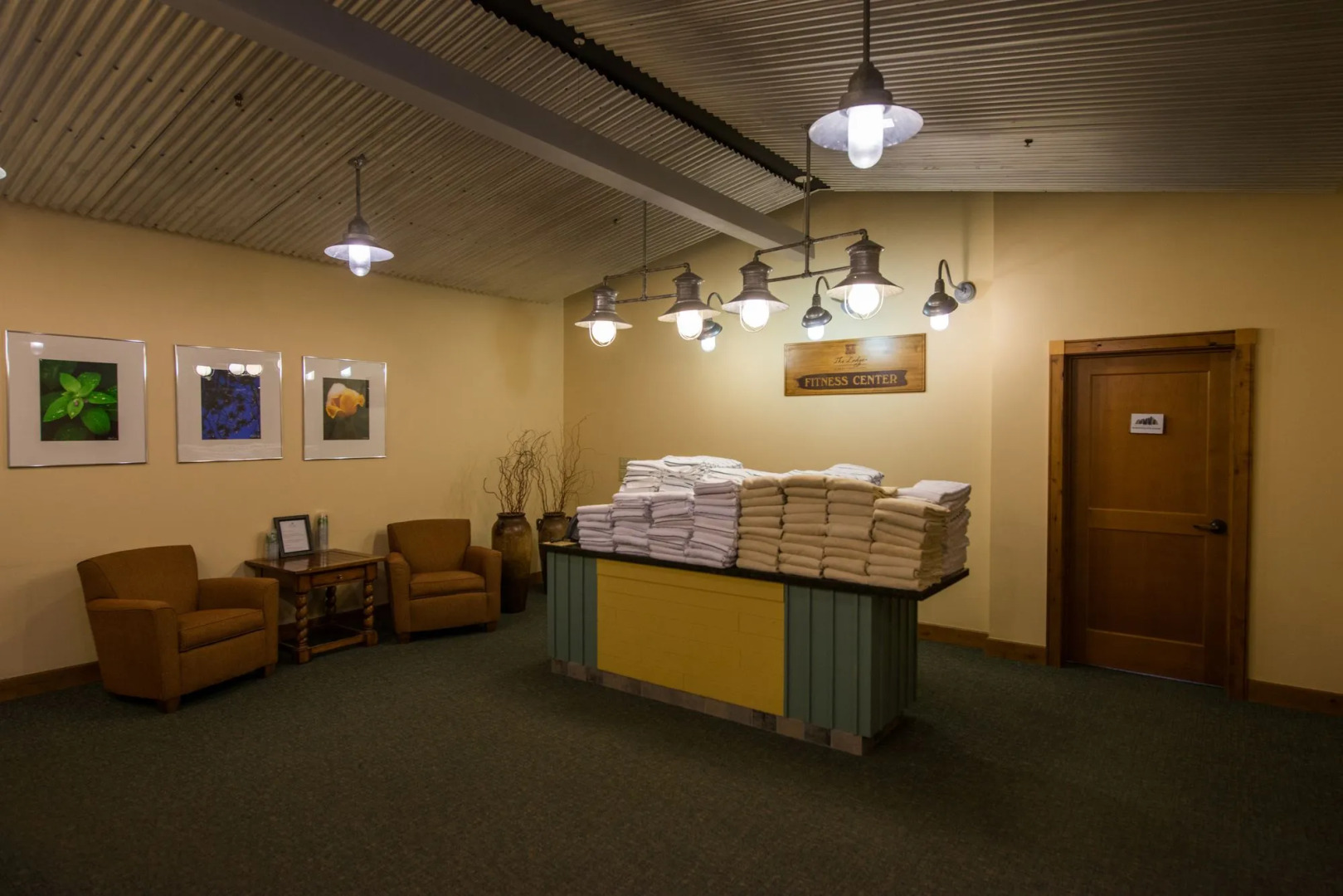 Lodge at Mountaineer Square