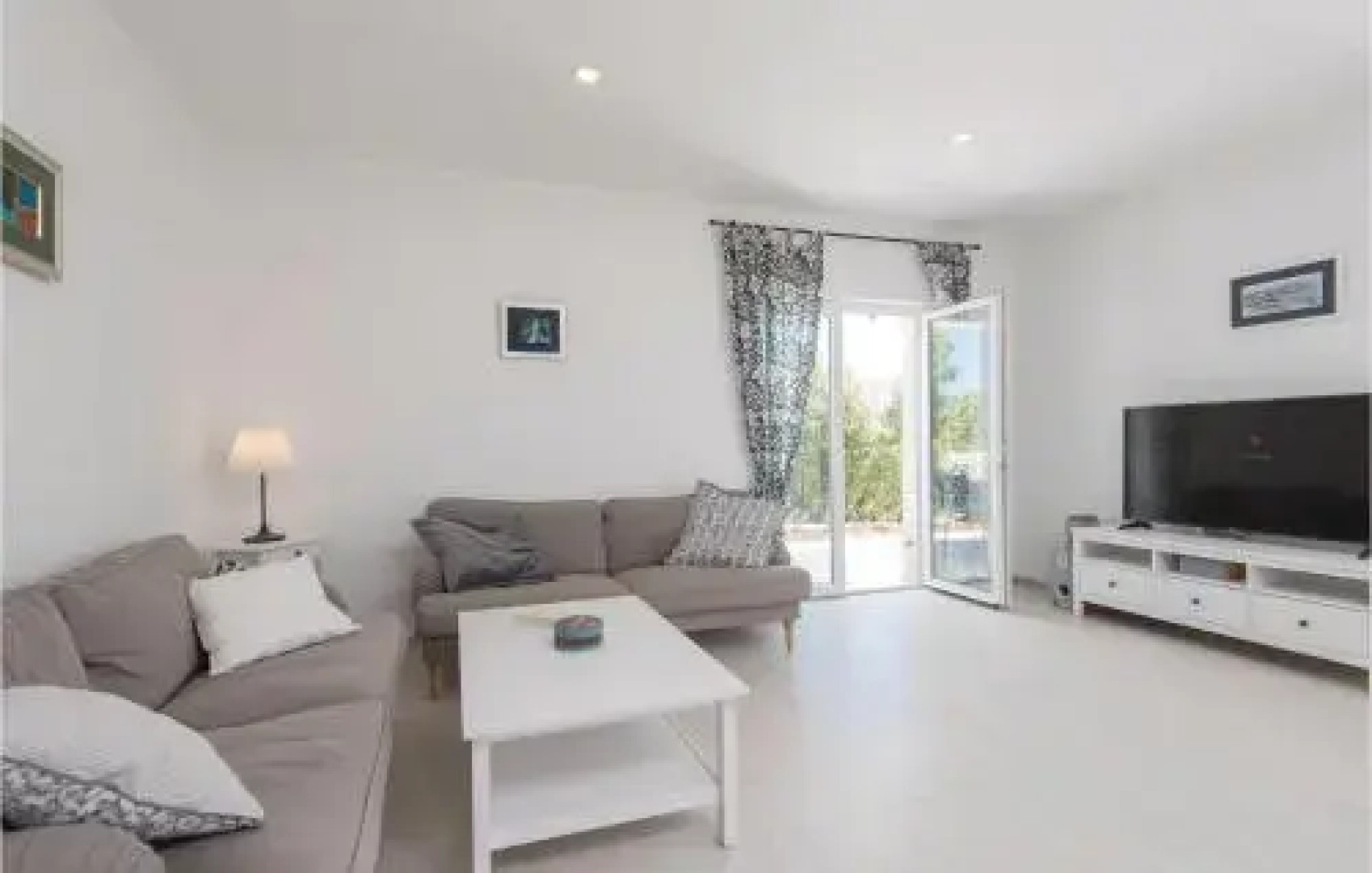 Holiday Home In Zrnovo