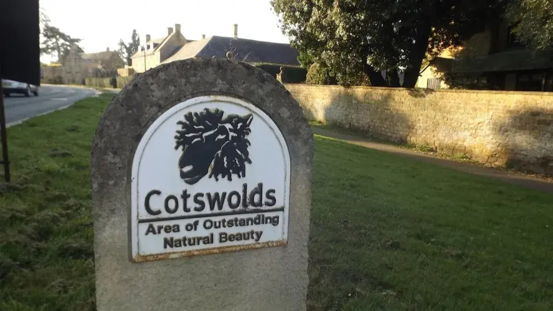 Spacious 3 Bedroom Cabin at Avonvale Holiday Lodge