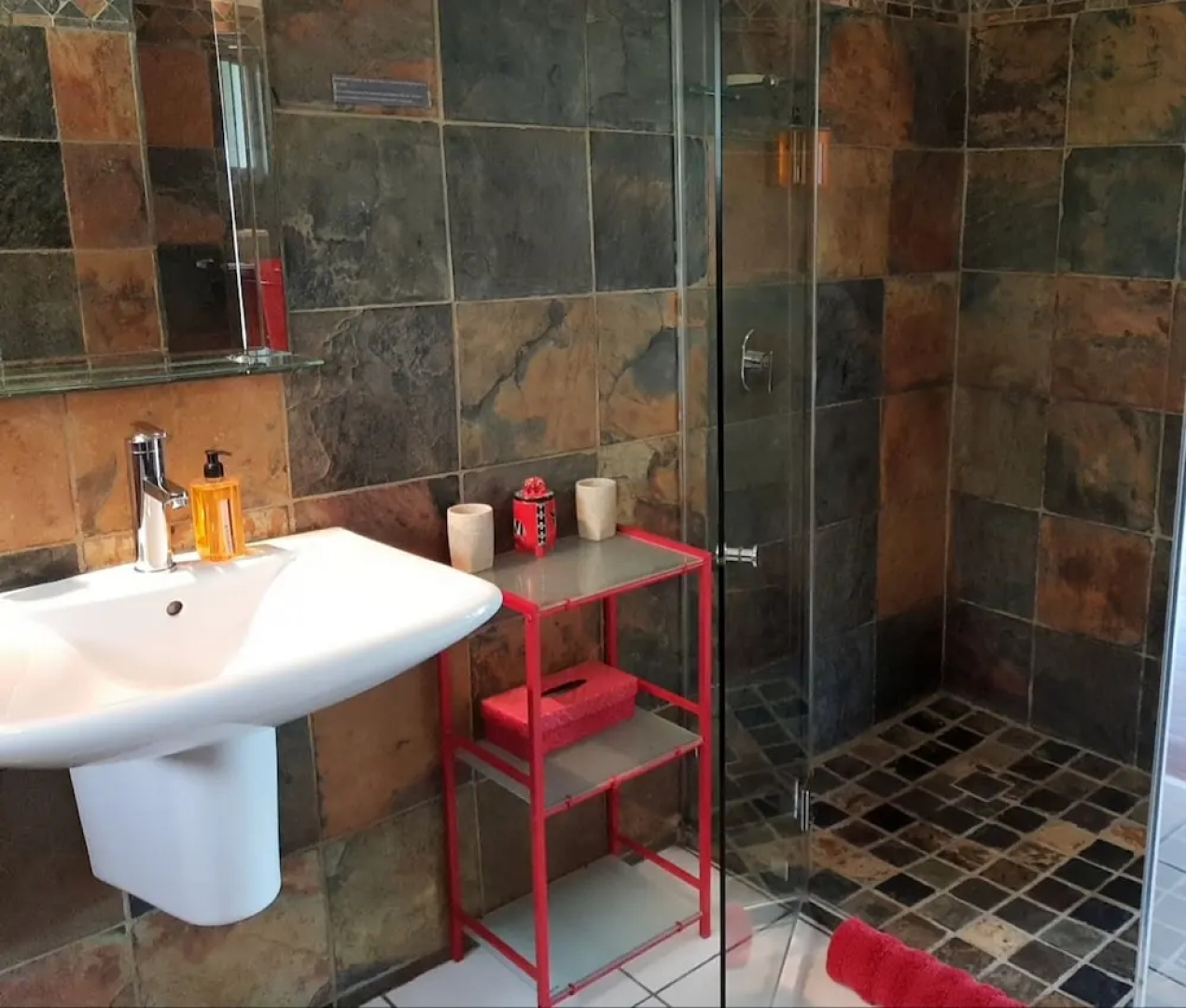 African Breeze Guest House