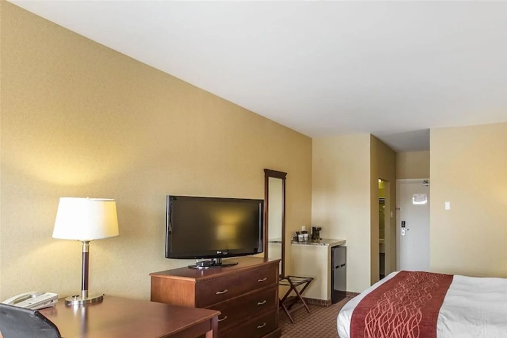 Comfort Hotel Airport