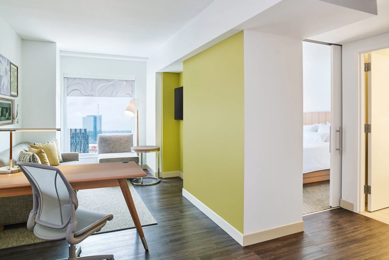 Element Austin Downtown