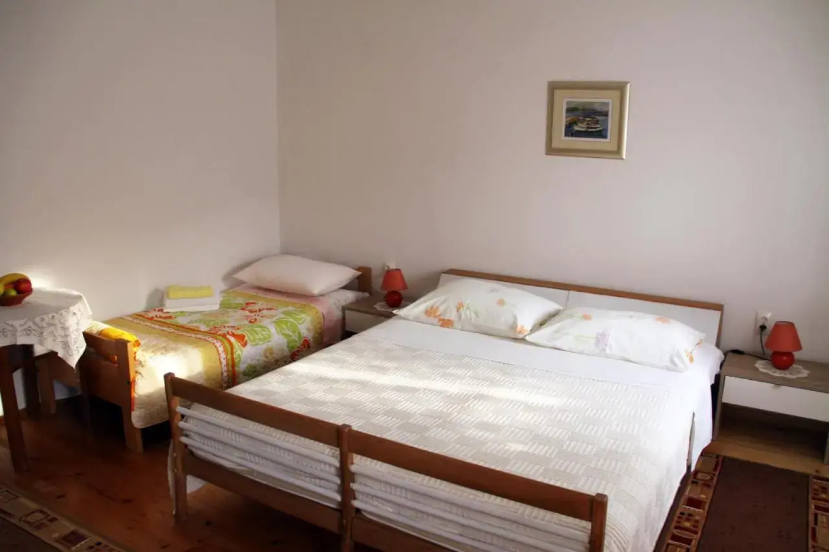 Apartments & Rooms Nada