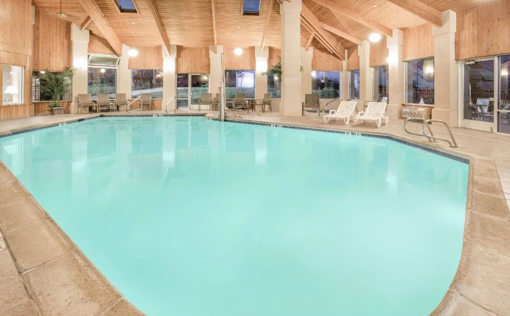 SureStay Plus Hotel by Best Western Redding