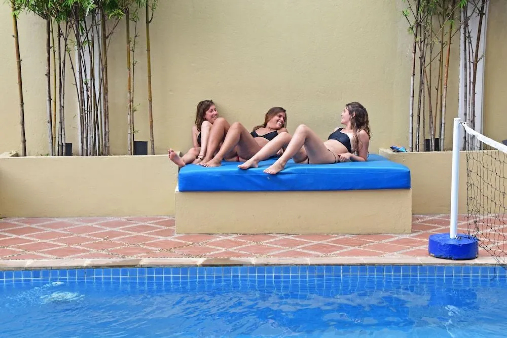 Mad Monkey Hostel Kampot