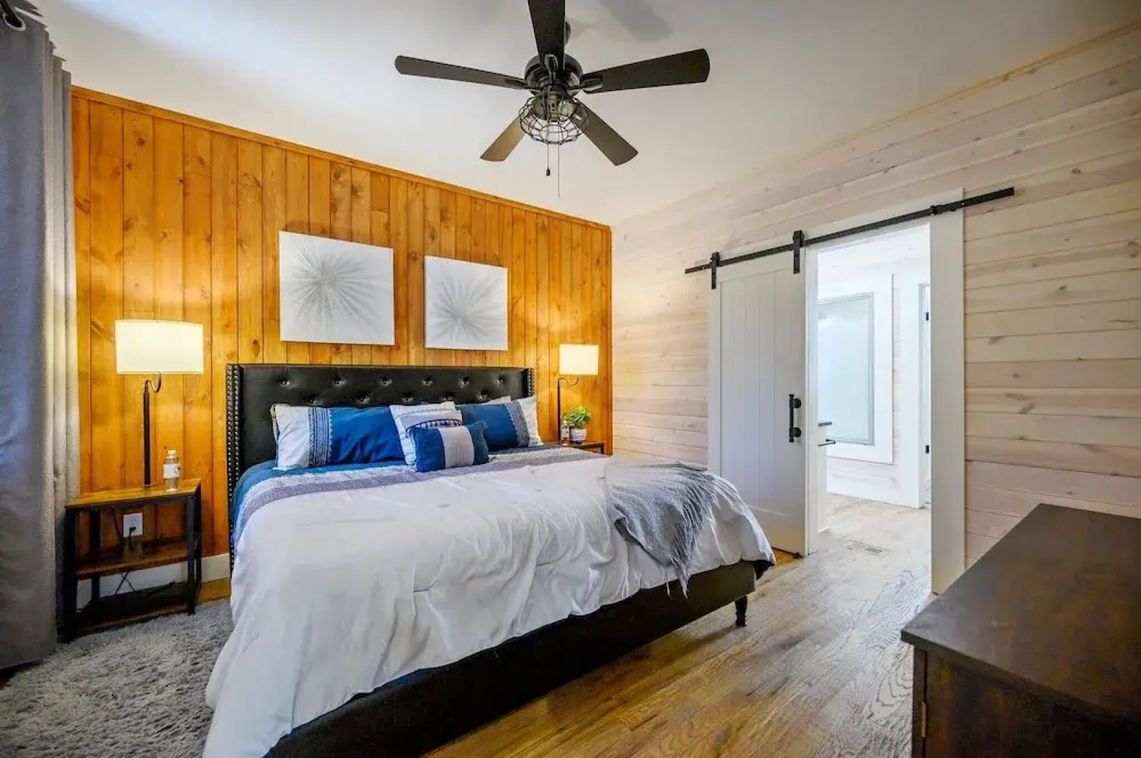 Stardust Hollow Cabin for 14