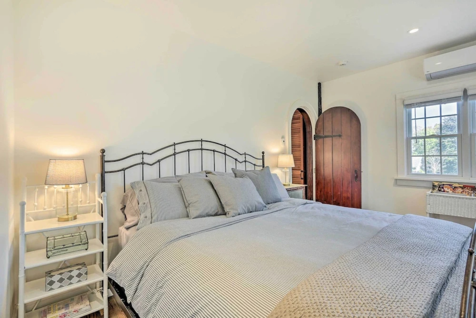 Historic 1800s Cornwall-on-hudson Cottage!