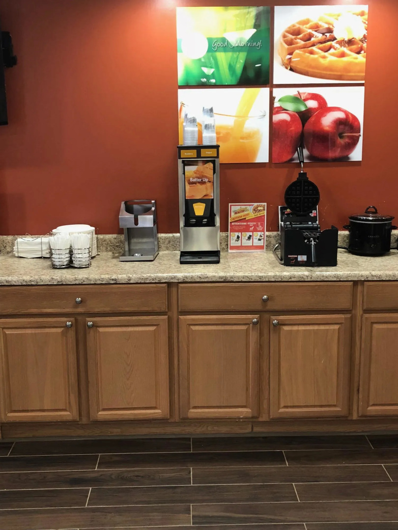 La Quinta Inn & Suites by Wyndham Fayetteville I-95