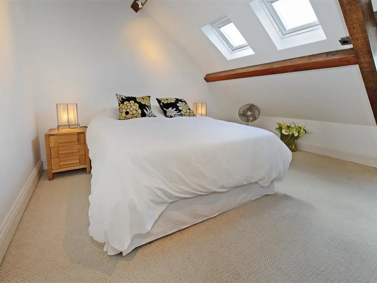 Modern Apartment in Llanbedrog Britain Near Beach