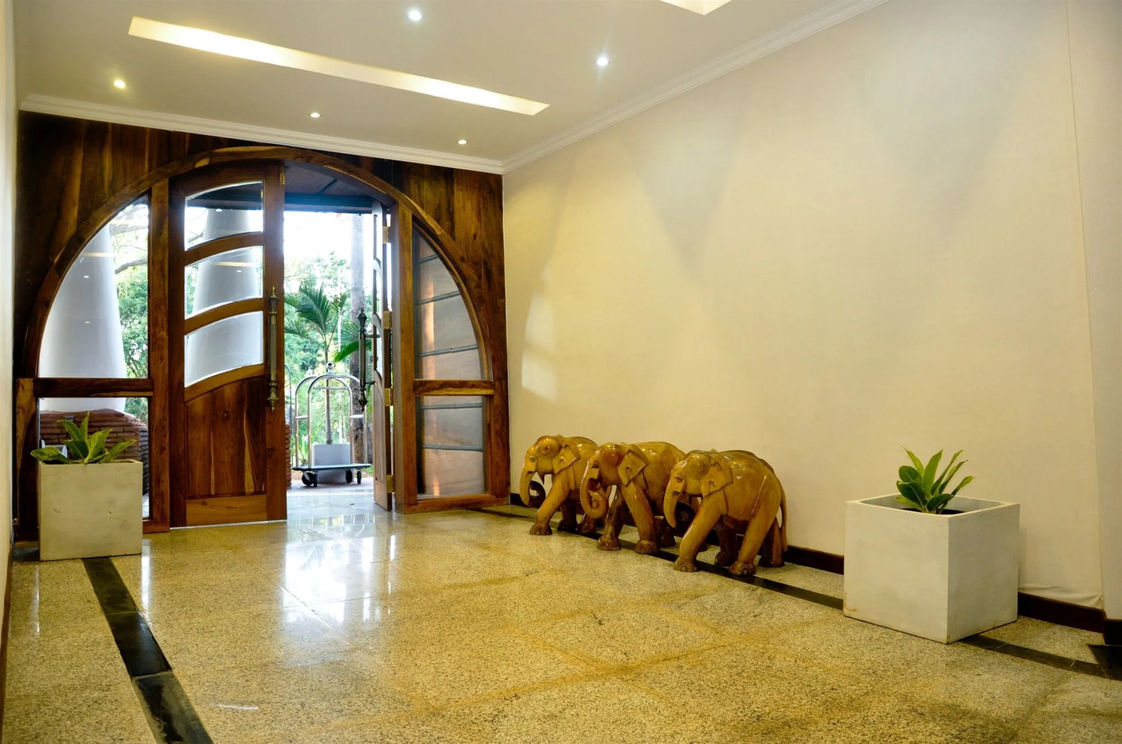 Avasta Resort and Spa