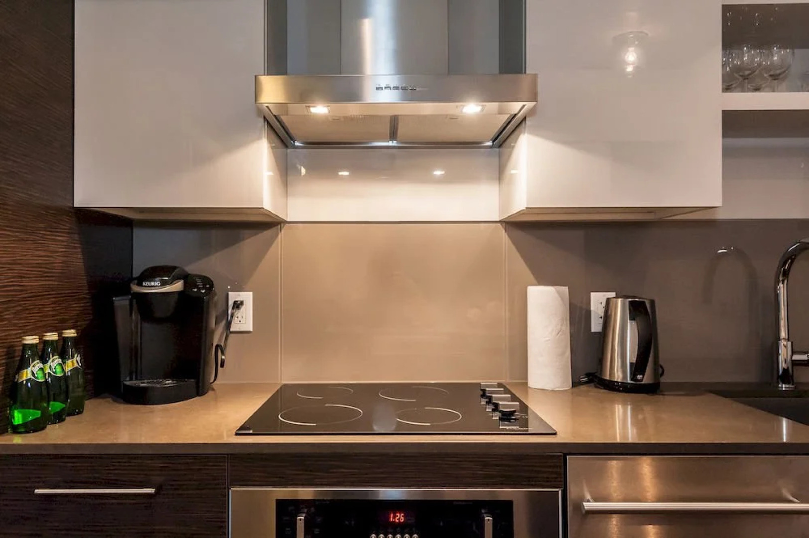 Life Suites - King West Loft