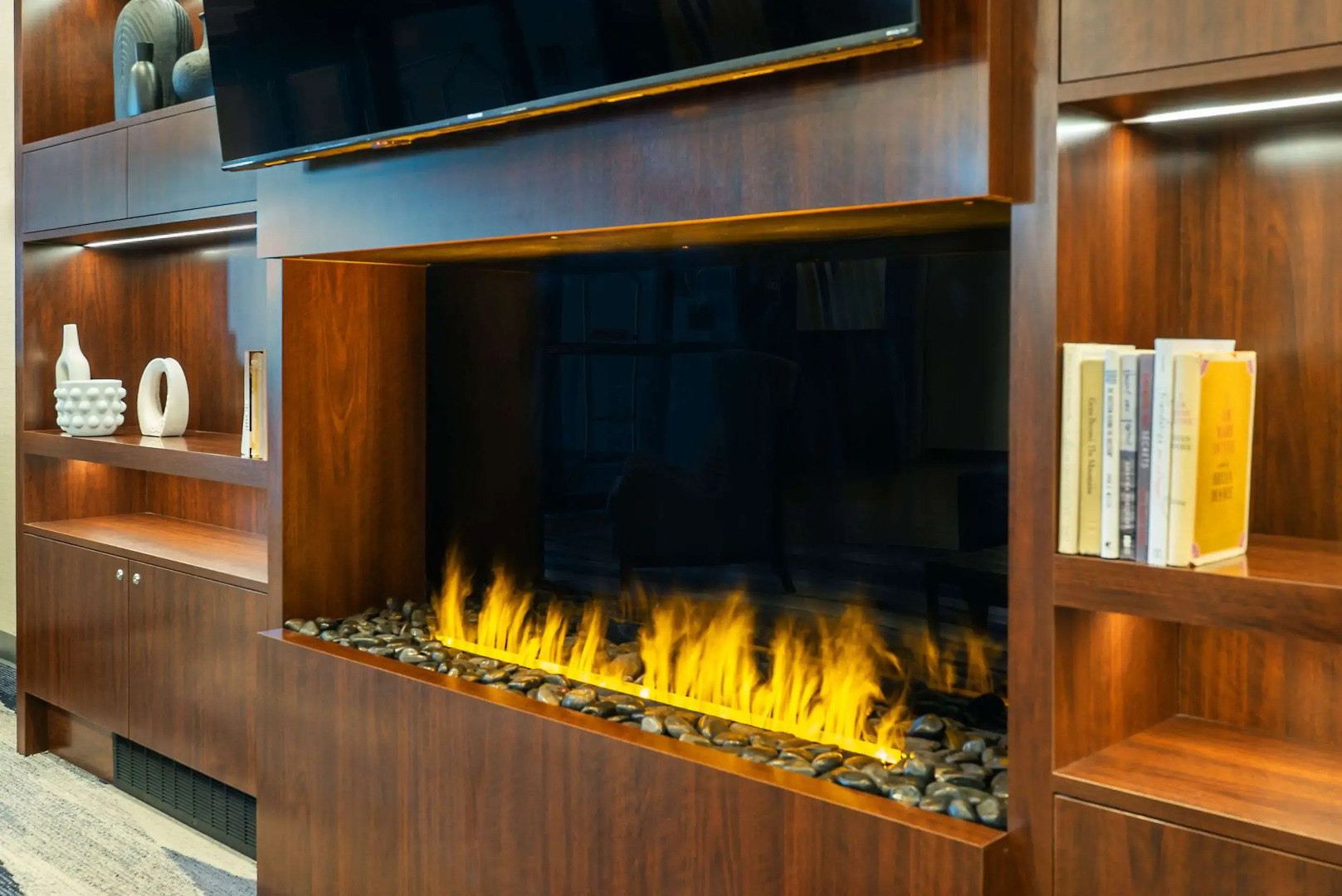 Comfort Suites Kelowna