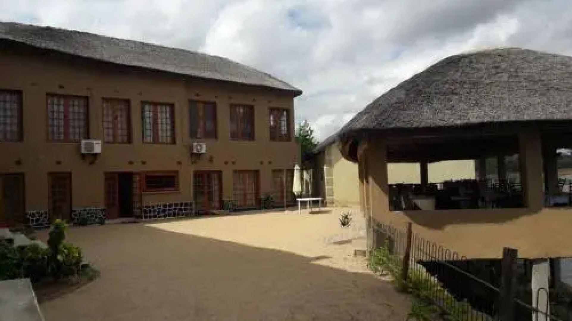 Pamadzi Beach Resort