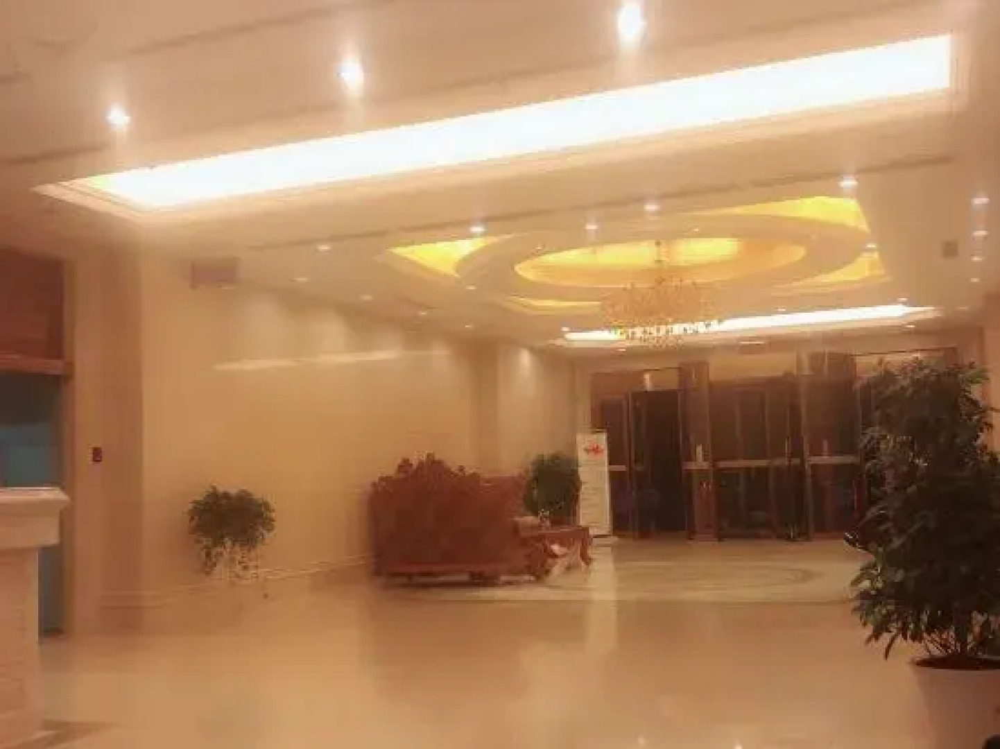 Vienna Hotel (Hong'an)