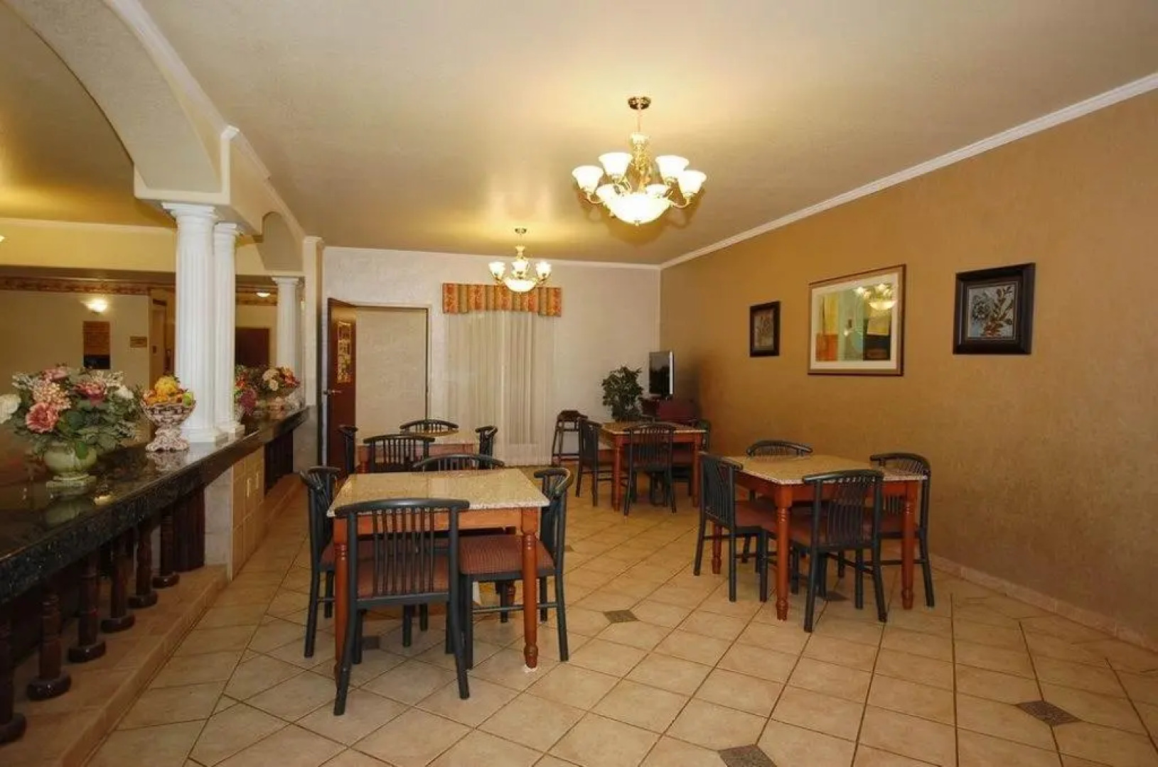 SureStay Plus Hotel by Best Western Quanah