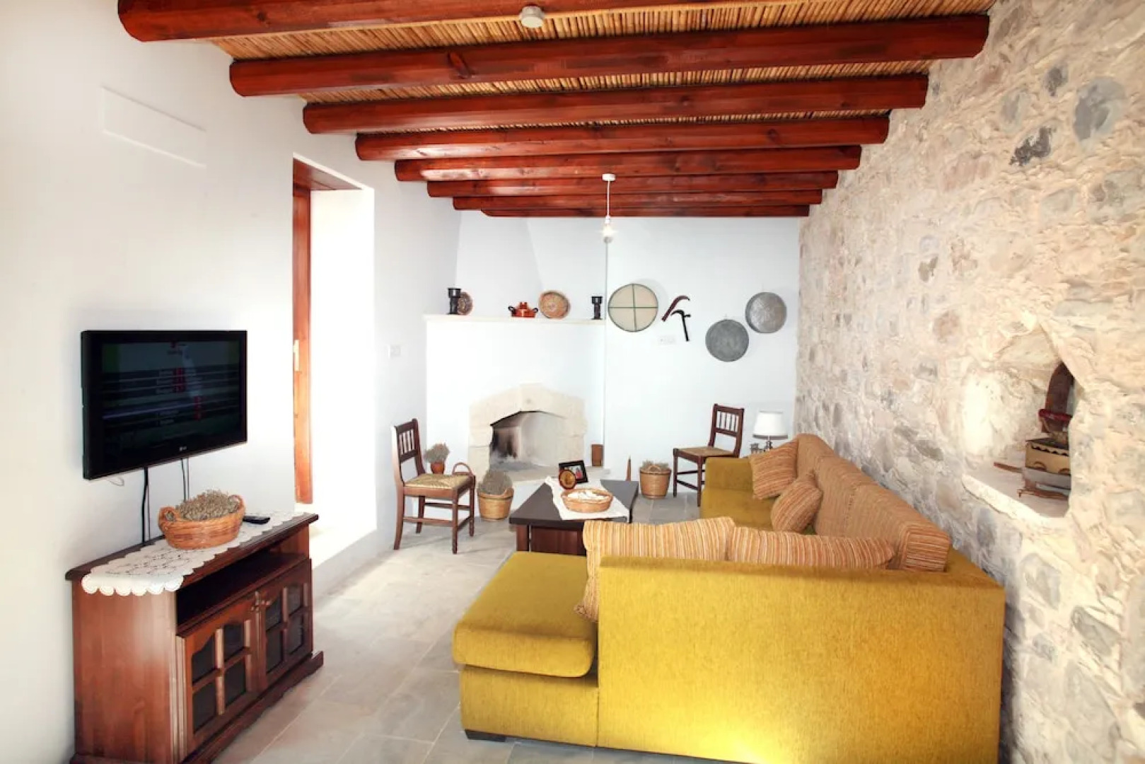 Areti Courtyard Villa