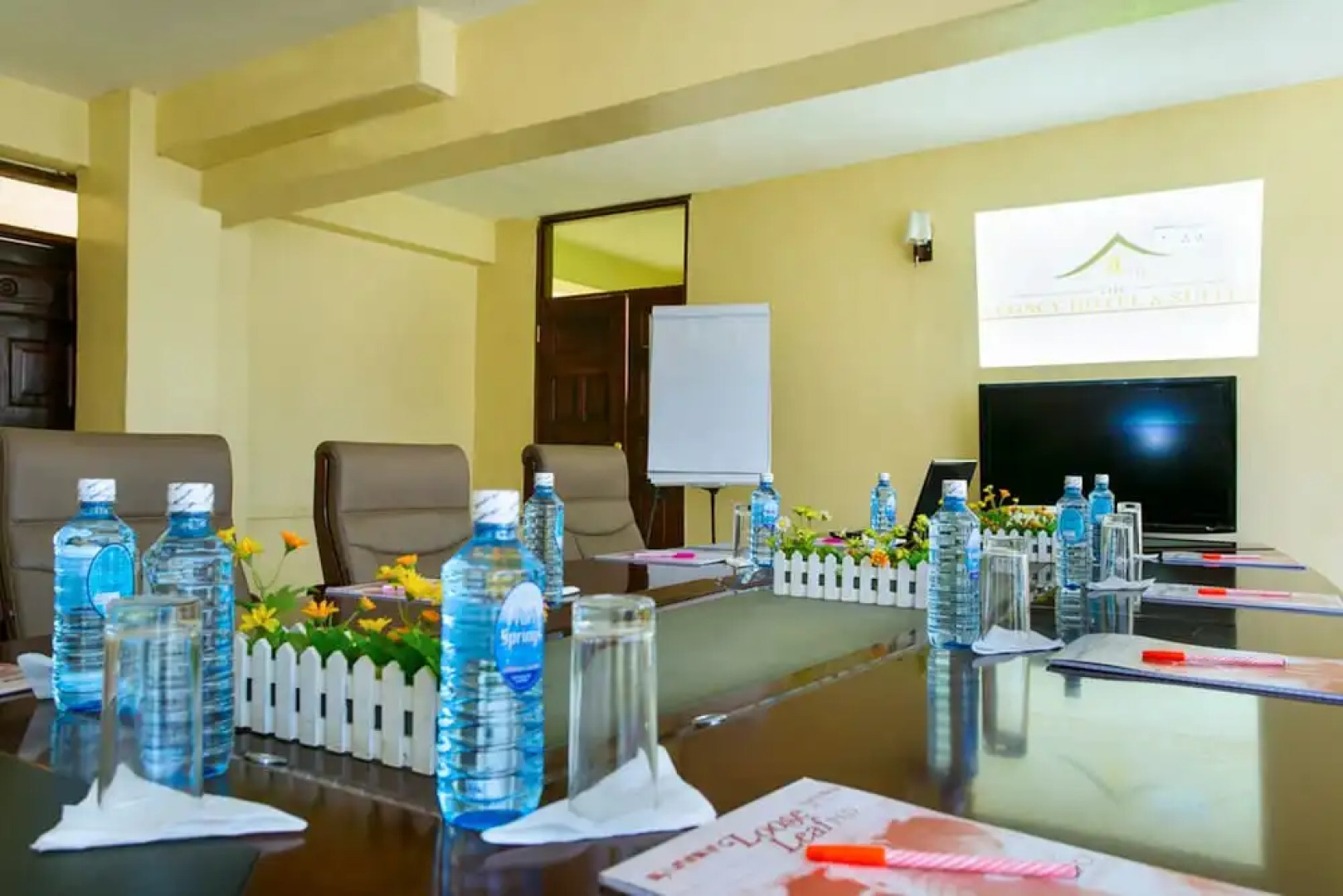 The Legacy Hotel & Suites