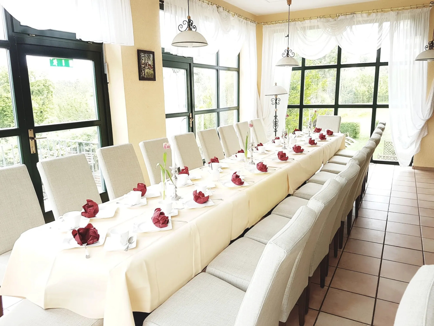 Landhotel BurgenBlick