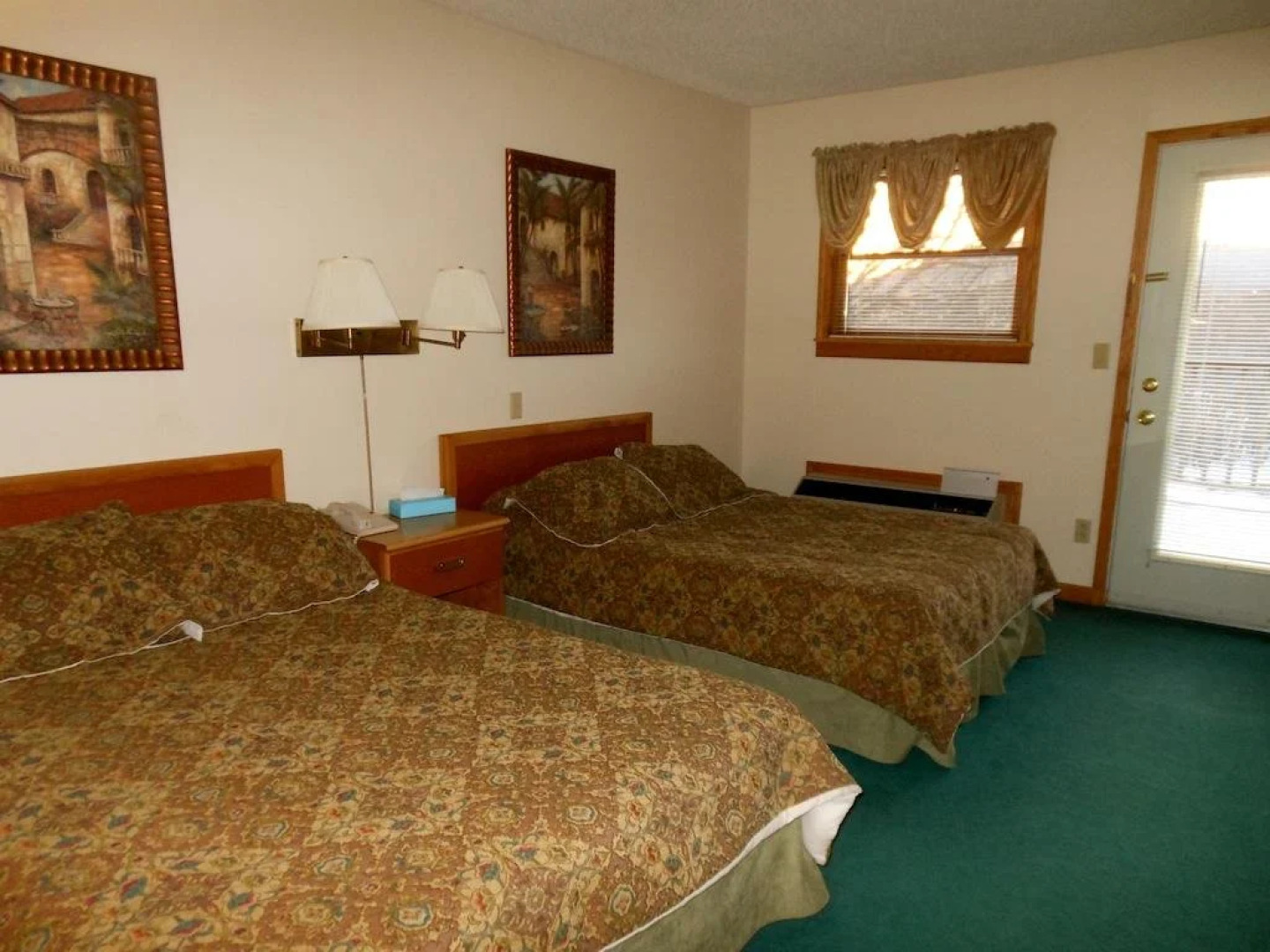 Windwood Fly-In Resort