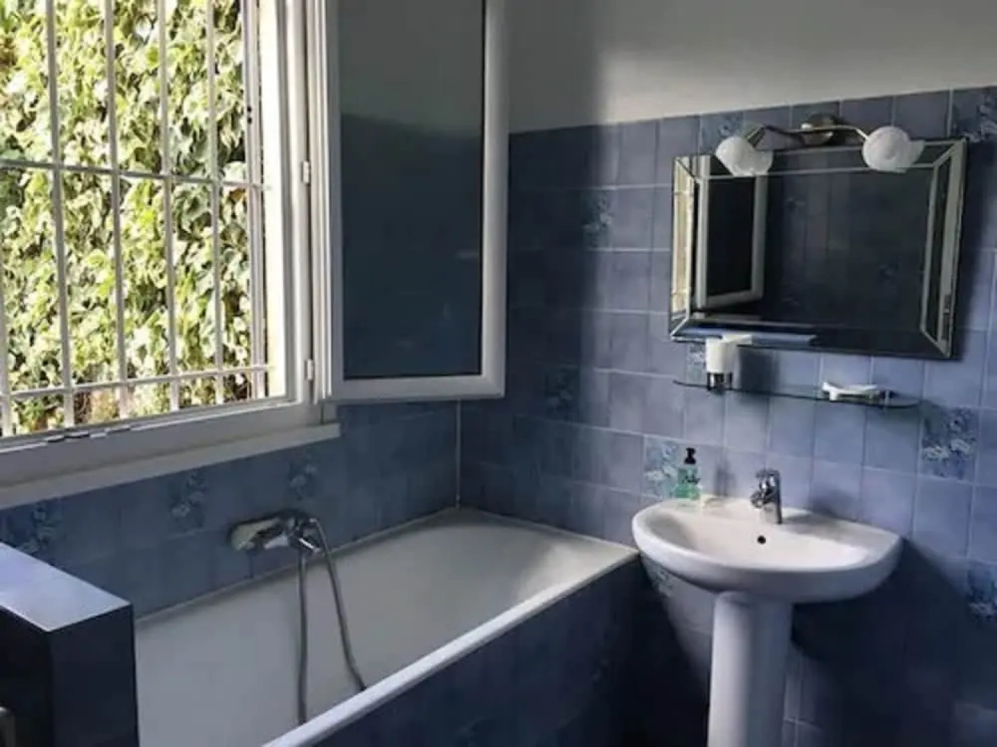 Villa les Roses by Gites de France