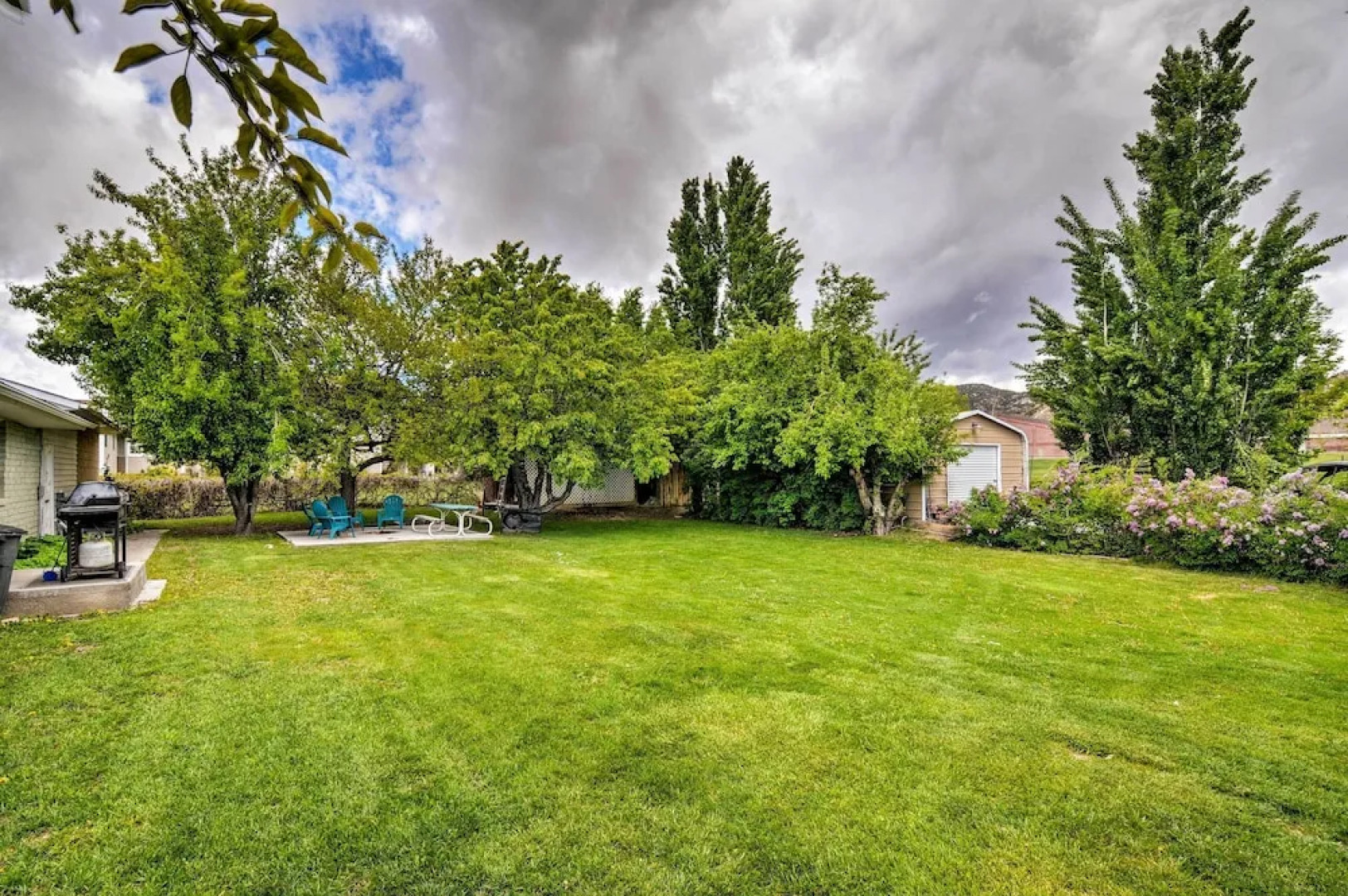 Tropic Getaway Near Bryce Canyon National Park!