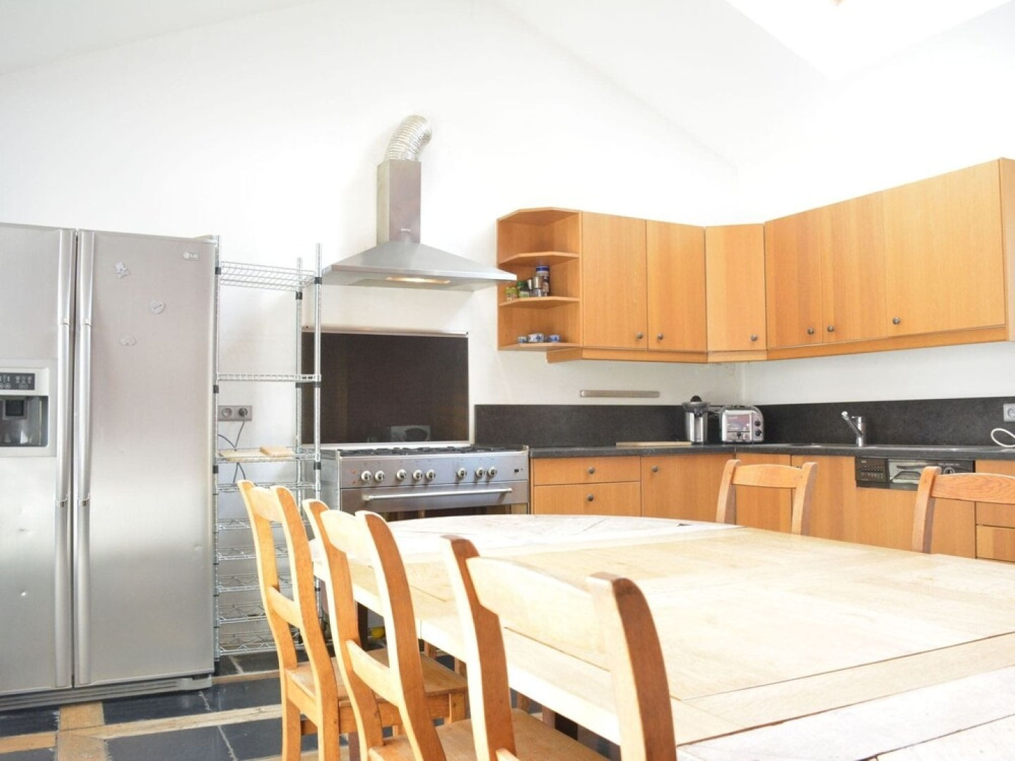 Village House With Swimming Pool, Billiards, Table Football, Ping-pong, Fitness