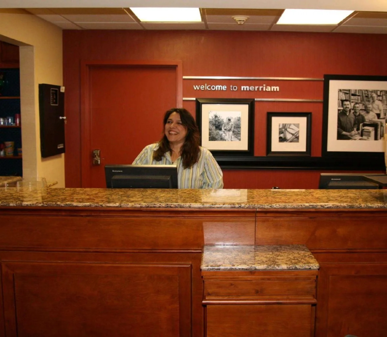 Hampton Inn & Suites Kansas City-Merriam
