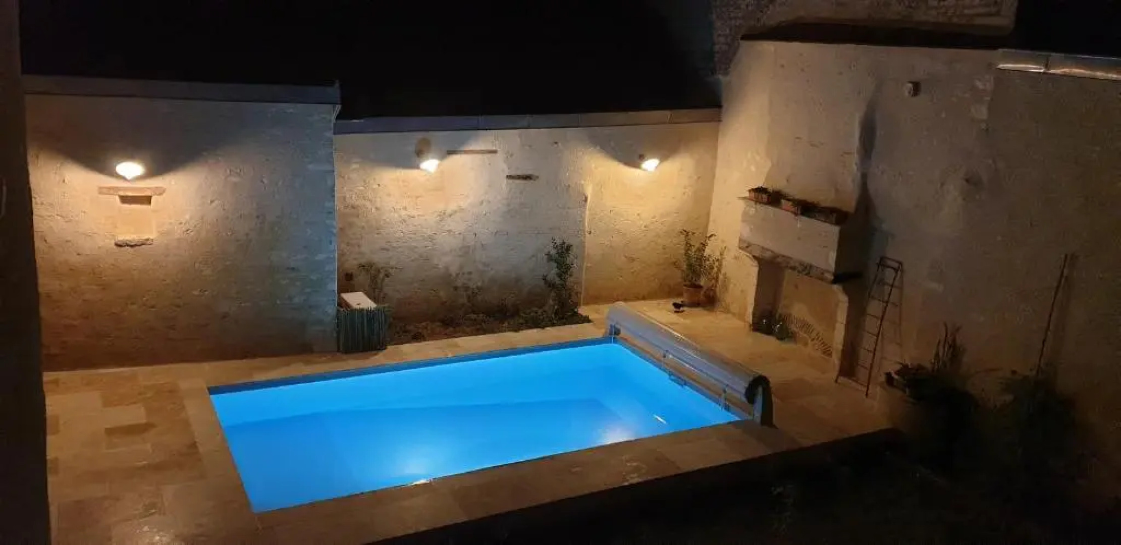 La Croix Au Maitre (Adults Only)