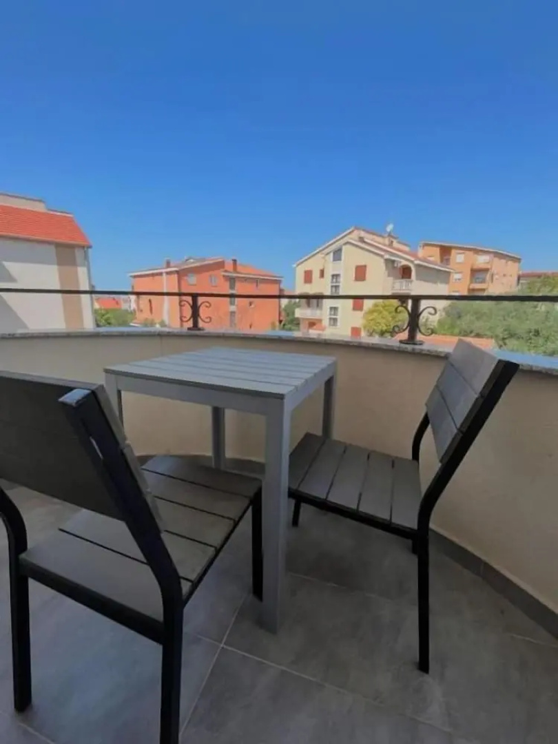 Apartments Ellena