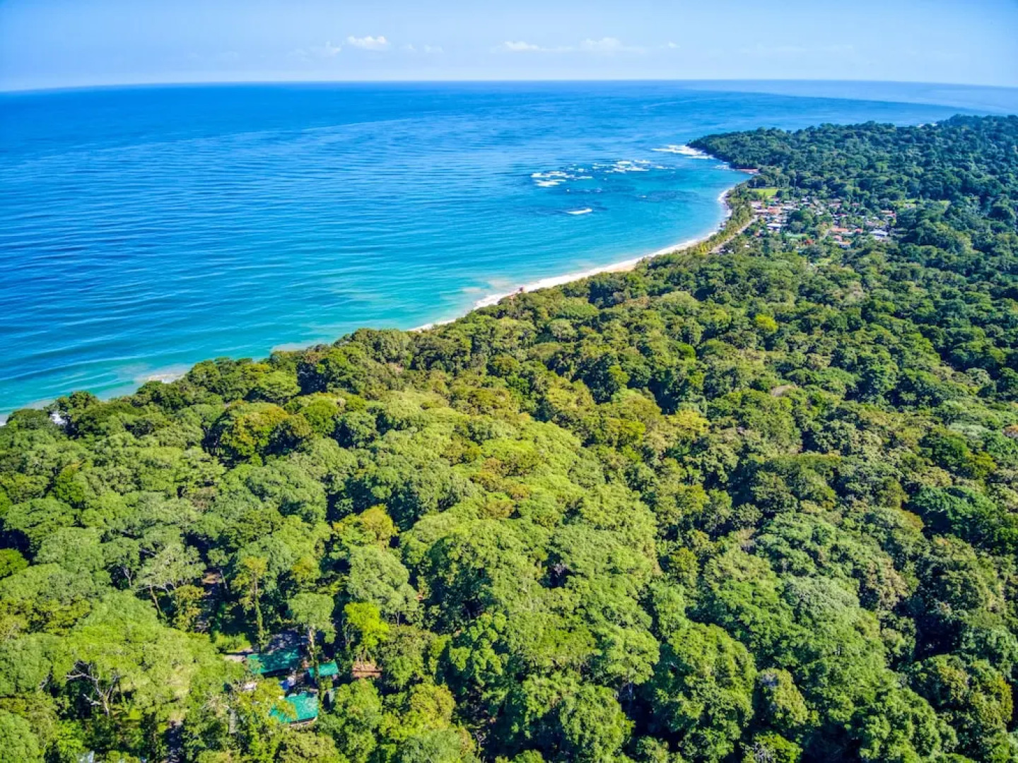 Exôtico Beach Hotel