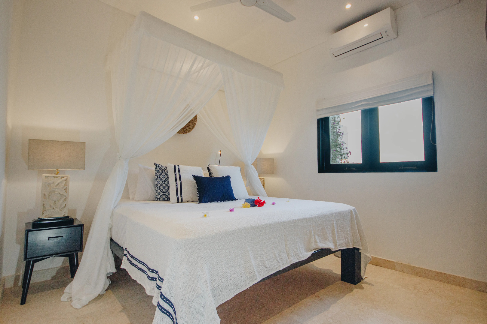 Batu Karang Lembongan Resort & Spa