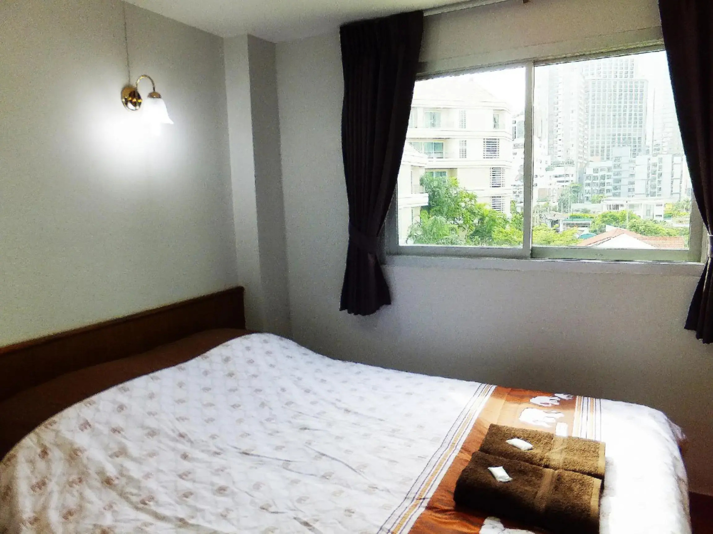 Orchid Inn