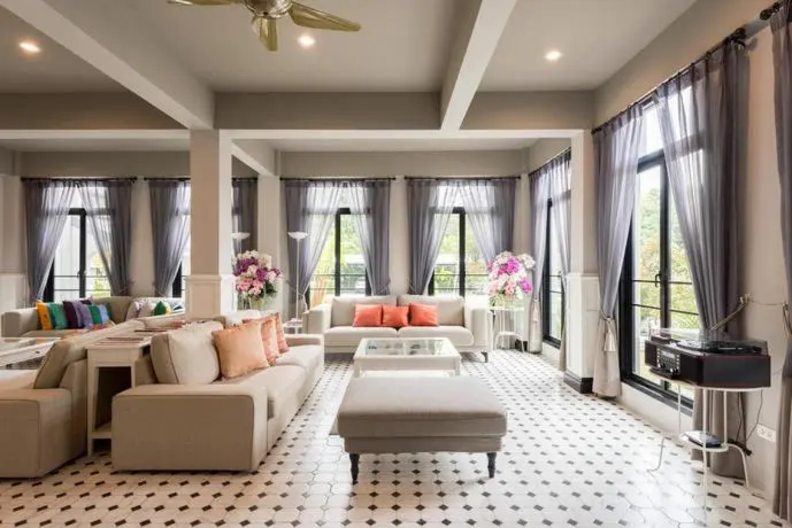 Appart'City Versaill Louveciennes