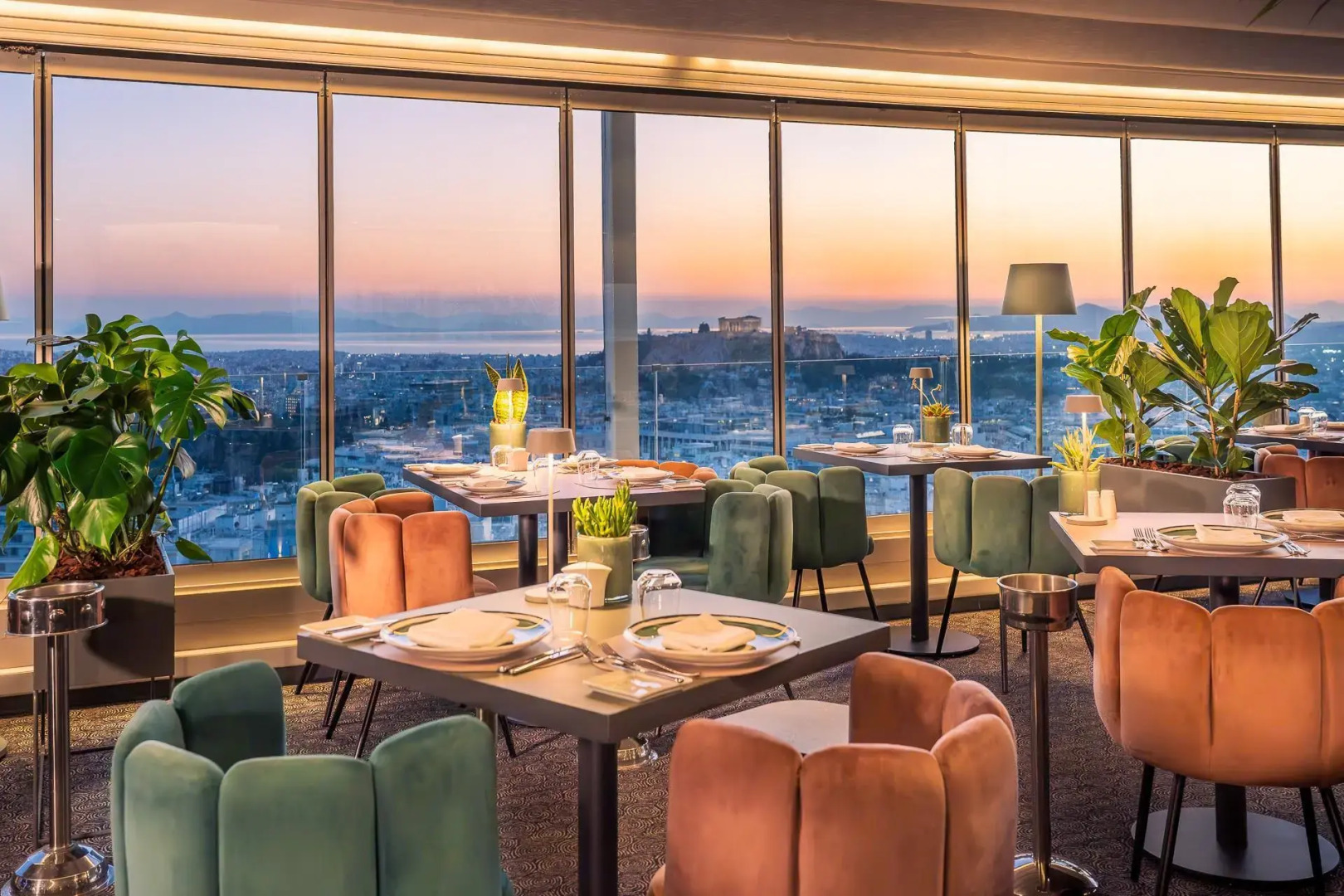 St. George Lycabettus Lifestyle Hotel