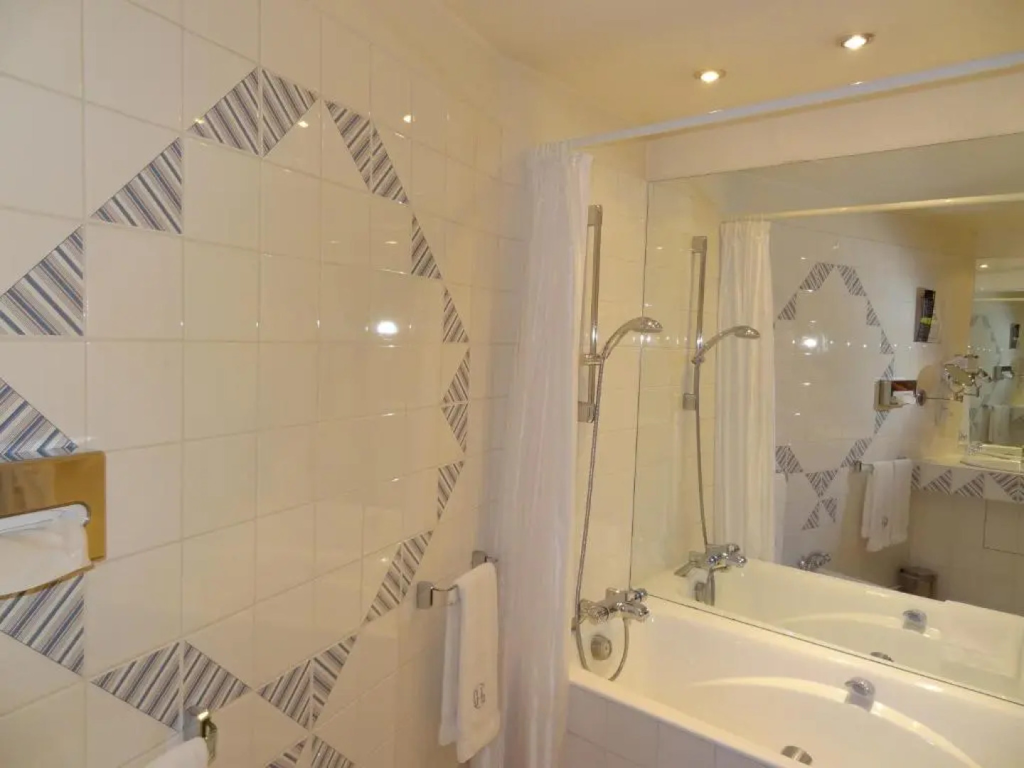 Demeures & Châteaux - Hôtel Greuze & Spa Tournus