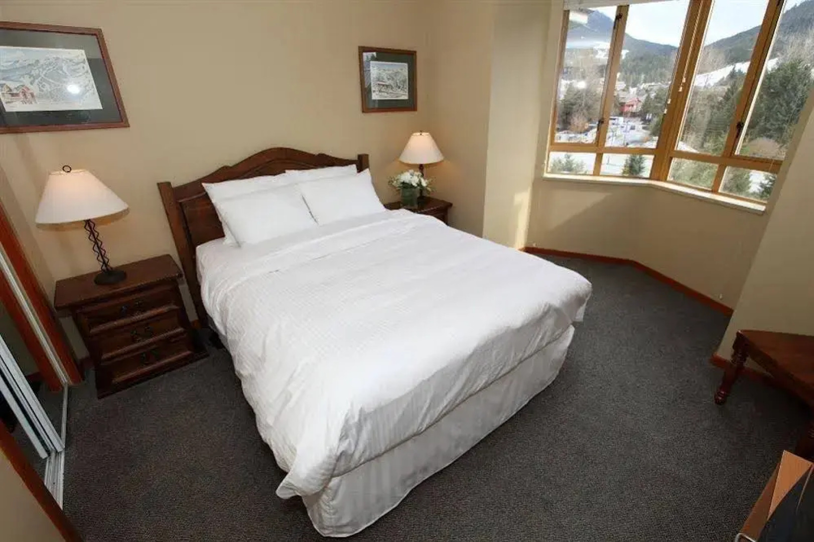 ResortQuest at Whistler Cascade Lodge